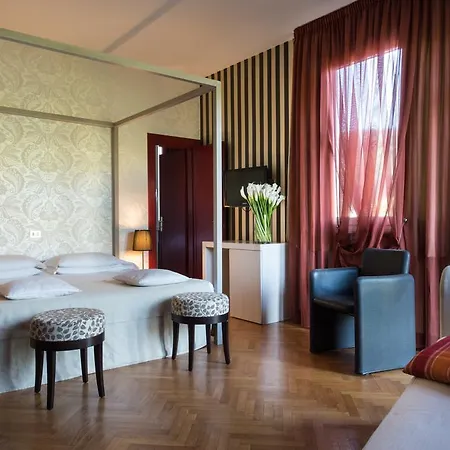 Hotel Grand Panoramic